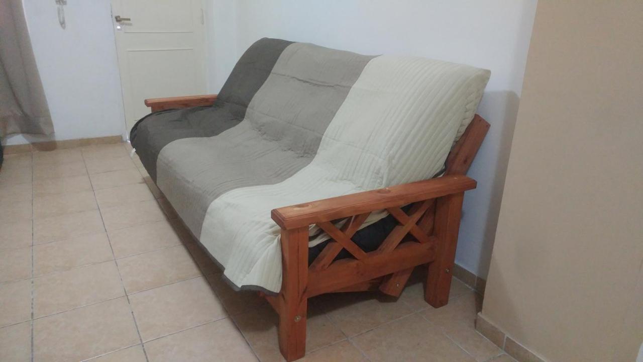Departamento En Pleno Centro De *
